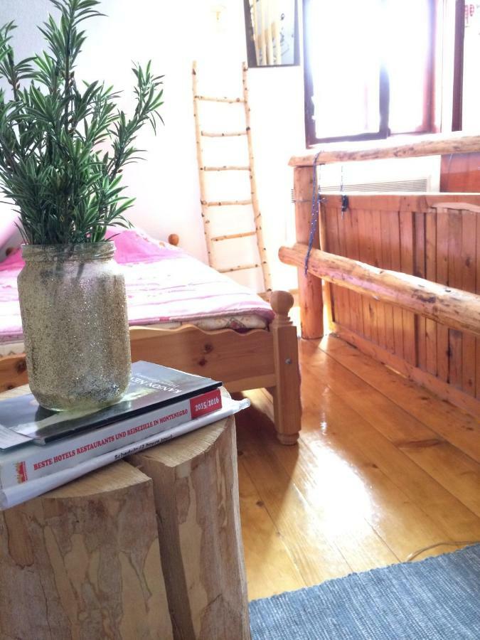 Apartmani Bozana Vojinovic Žabljak Buitenkant foto